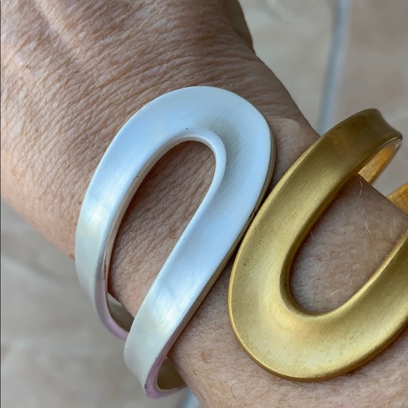 New gold and silver bangle - Picture 1 of 3